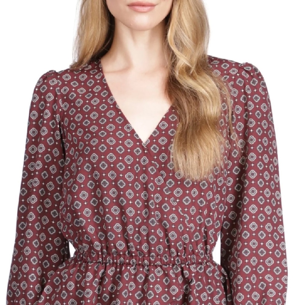 NWT MICHAEL KORS Womens Maroon Long Sleeve dress.  Size M
